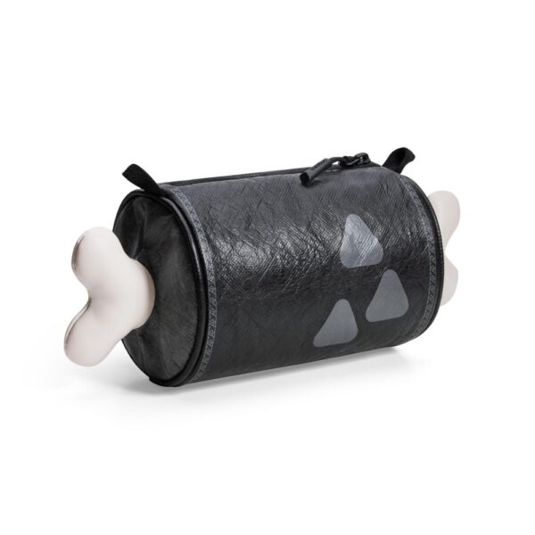 Tomtoc MHRS-A01 Monster Hunter Collection Daily Sling Bag Steak กระเป๋าสะพายข้างและคาดอก - Black [Pre-Order]