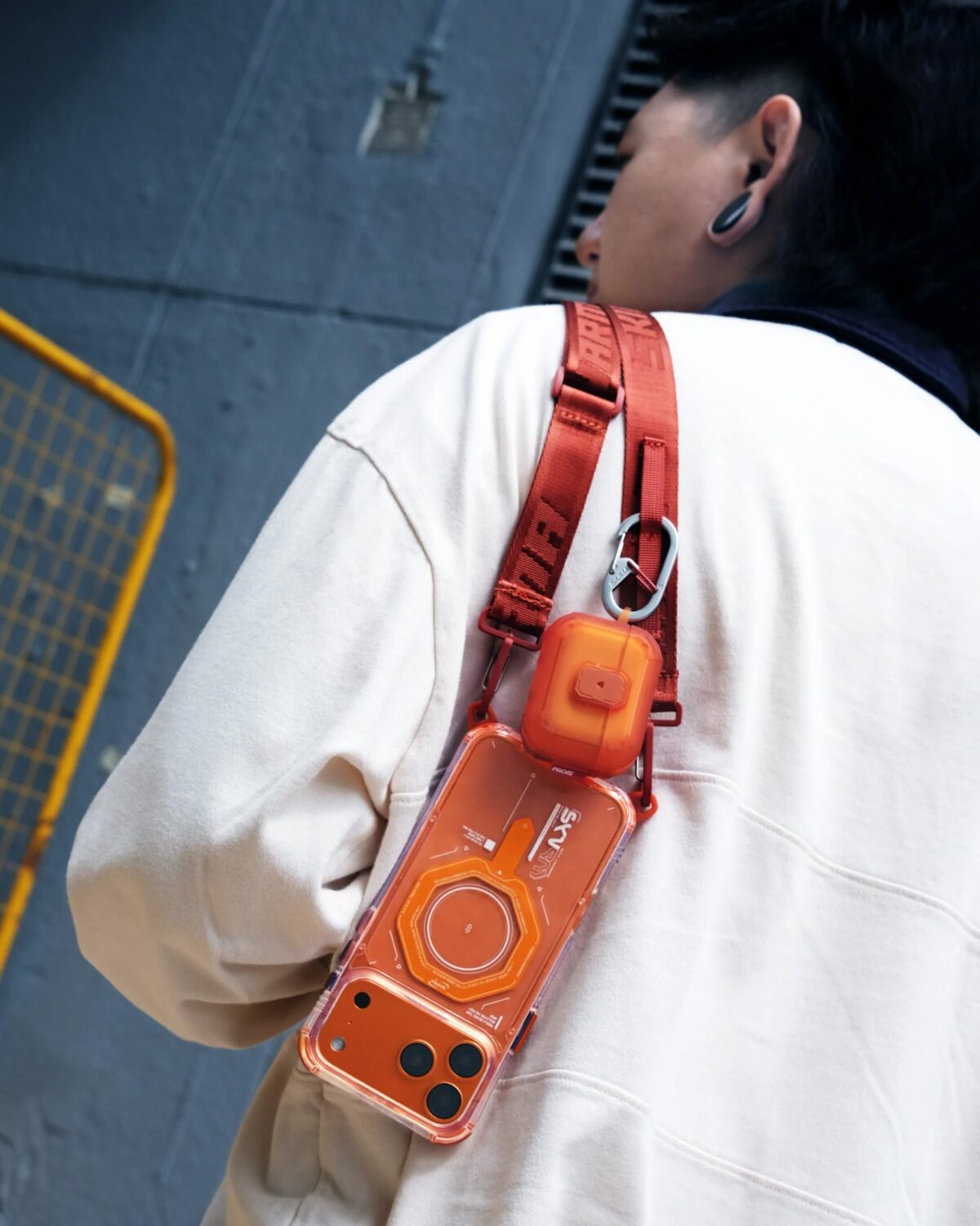 Skinarma Mecha LE Case เคส AirPods Pro 3 - Orange [Pre-Order] - Image 4