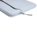 (สินค้าพร้อมส่ง) Tomtoc Light (A18) MacBook Protection Sleeve ซองกระเป๋าสำหรับ Laptop / MacBook ขนาด 14″ – Mist Blue - Image 8