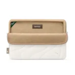Tomtoc Terra A27 Laptop Sleeve ซองกระเป๋าสำหรับ Laptop / MacBook ขนาด 13" - Snowberg [Pre-Order] - Image 7