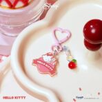 (มีพร้อมส่ง) Sheep Hello Kitty Collection Case เคส AirPods Pro 3 – Hello Kitty - Image 4