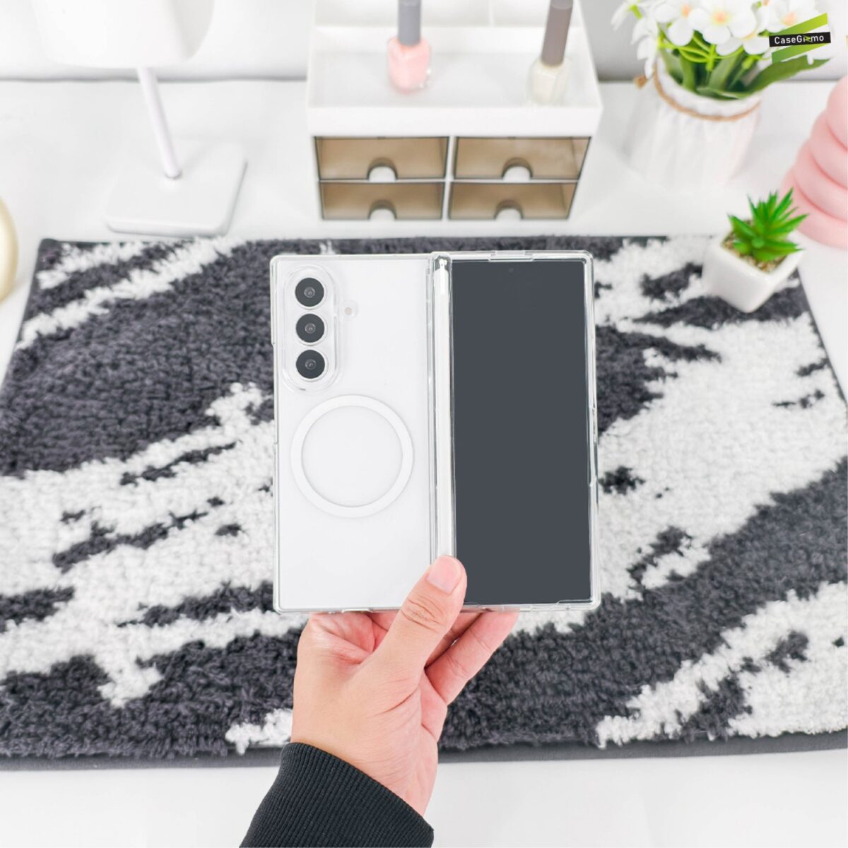 Gizmo Defense Hinge Magnetic Case เคส Samsung Galaxy Z Fold 8 Ultra - Clear - Image 2