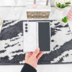 Gizmo Defense Hinge Magnetic Case เคส Samsung Galaxy Z Fold 8 Ultra - Clear - Image 2