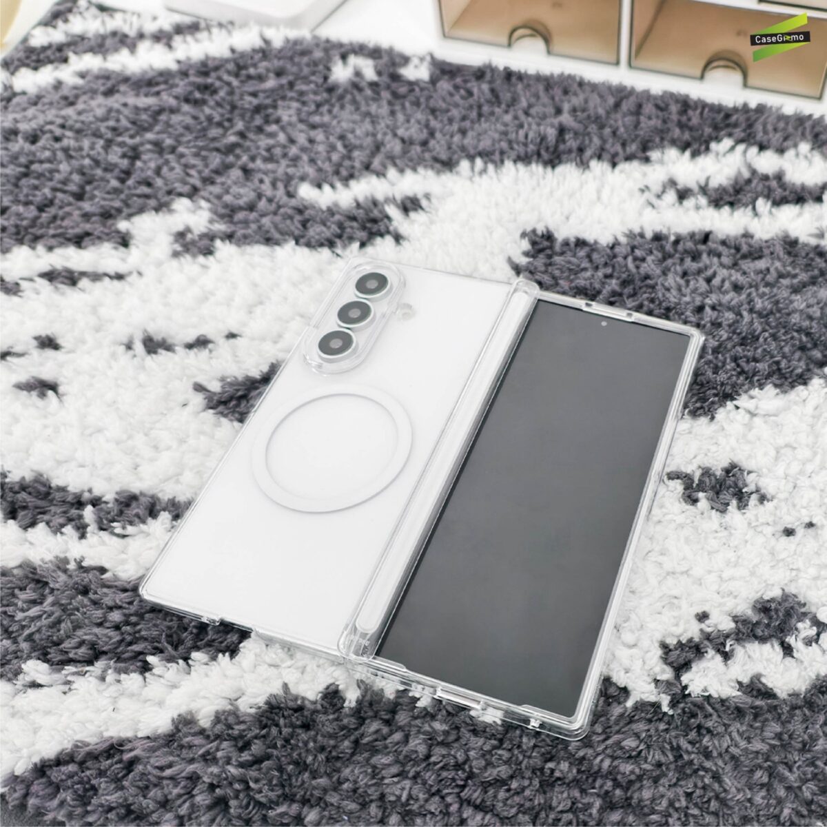 Gizmo Defense Hinge Magnetic Case เคส Samsung Galaxy Z Fold 8 Ultra - Clear - Image 3