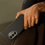 Pitaka Edge Case (Aaron Button) Suite Case With Hinge เซ็ตเคสและฟิล์ม Galaxy Z Fold 8 Ultra – Black/Grey [Pre-Order] - Image 4